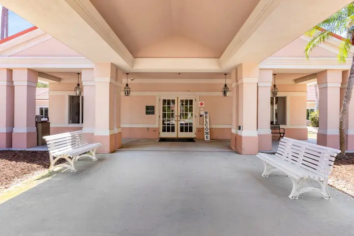 043-5401SawyerRoad-Sarasota-FL-34233-FULL (Small)